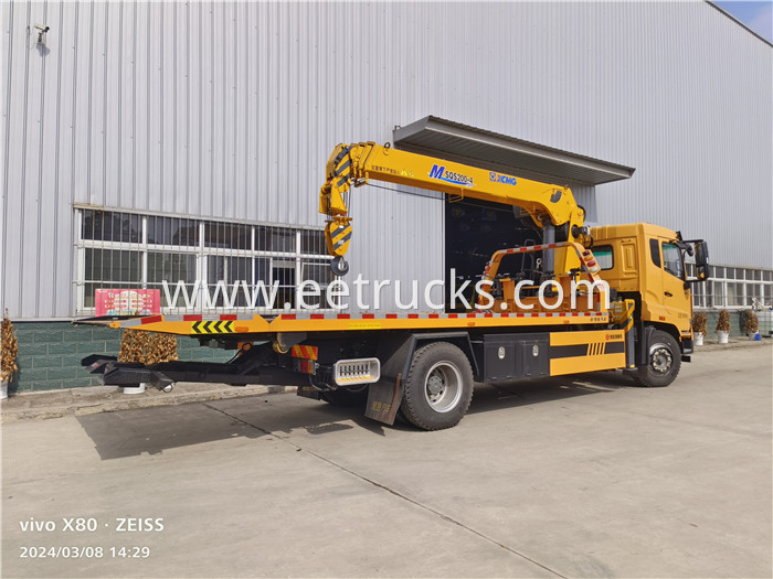 HOWO Wrecker Truck with Crane HOWO Wrecker Truck with Crane